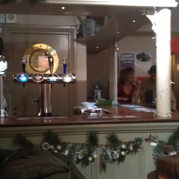 The Crown & Anchor - Pubs Near Me - Shoreham By Sea, WSX