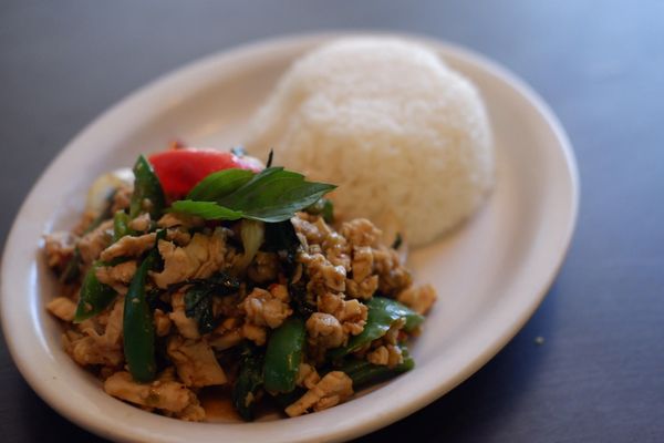 Bee Thai Kitchen by null