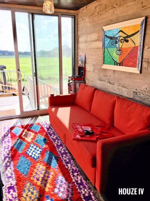 FlopHouze - Shipping Container Hotel by null