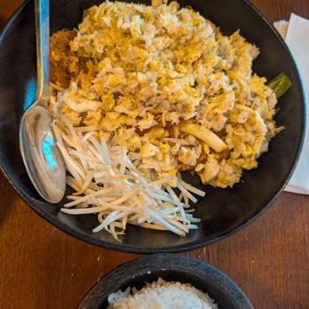 Krok - Spicy crab pad thai - Thai Near Me - Las Vegas, Nevada Krok - Spicy crab pad thai - Thai Near Me - Las Vegas, Nevada