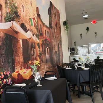 Tua Pasta - interior - Italian Near Me - Bartow, Florida