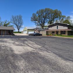 Tri-County Motel