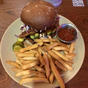 Tavern Hall - Spicy Chicken Sando - New American Near Me - Bellevue, Washington
