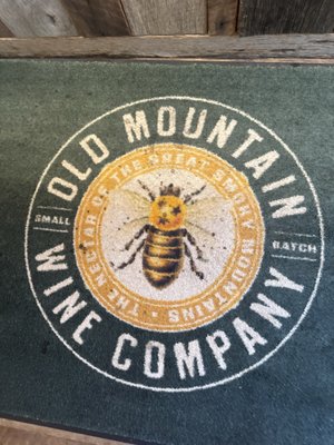 Old Mountain Wine Company by null