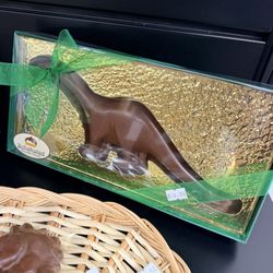 Schakolad Chocolate Factory - A dinosaur!