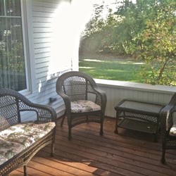The Cambridge House - Front Porch sitting area