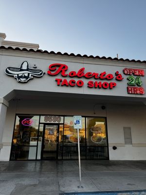 Roberto's Taco Shop by null