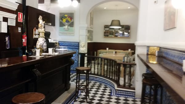Bar Europa by null