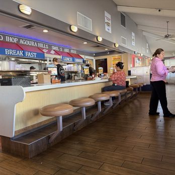 IHOP - American Near Me - Agoura, California
