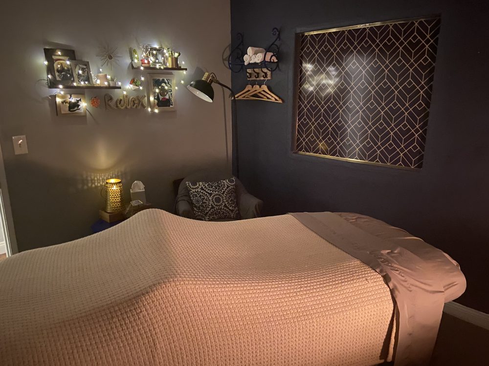 Advanced Massage & Wellness Center