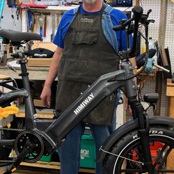 Sharon Valley Bicycle Shoppe - Mechanic and Entertainer Bill Marshall