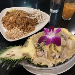 Pineapple curry and pad thai