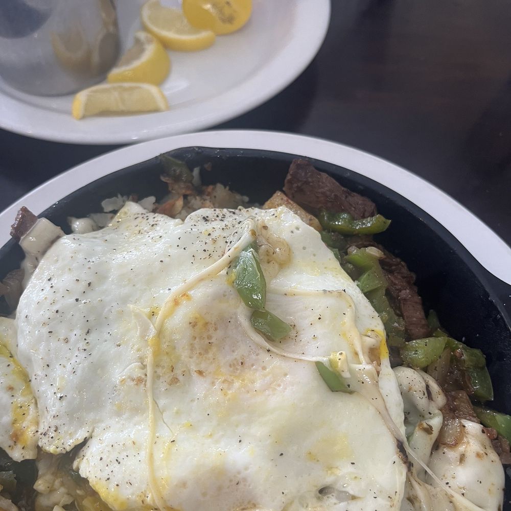 Bacon and Jam - Skirt Steak Skillet - Breakfast & Brunch Near Me - Chicago, Illinois Bacon and Jam - Skirt Steak Skillet - Breakfast & Brunch Near Me - Chicago, Illinois