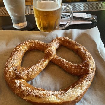 Townline BBQ - Bavarian Pretzel - the happiest looking pretzel I ever ate. - Barbeque Near Me - Sagaponack, New York Townline BBQ - Bavarian Pretzel - the happiest looking pretzel I ever ate. - Barbeque Near Me - Sagaponack, New York