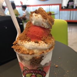 Strawberry shortcake gelati Strawberry shortcake gelati