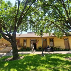 Oakdale Cowboy Museum - Outside