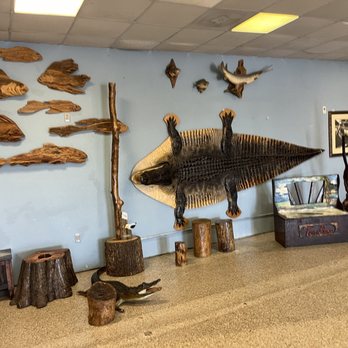 Gator Airboat Rides - Cool lobby of gift shop - Boat Tours Near Me - Kissimmee, Florida Gator Airboat Rides - Cool lobby of gift shop - Boat Tours Near Me - Kissimmee, Florida