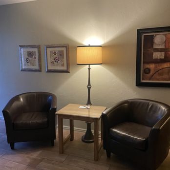Driftwood Lodge - Seating area. - Hotels Near Me - Springdale, Utah Driftwood Lodge - Seating area. - Hotels Near Me - Springdale, Utah