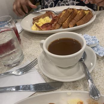 The Red Flame - Good but expensive - American Near Me - New York, New York