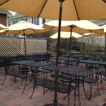 Focacceria - Patio - Italian Near Me - Basking Ridge, New Jersey