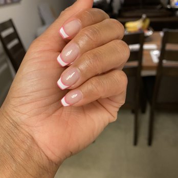 XOXO Nail Bar - This outlined French gel color over my gel builder set matched the dress I wore to my cousin's wedding perfectly - Nail Salons Near Me - Irvine, California XOXO Nail Bar - This outlined French gel color over my gel builder set matched the dress I wore to my cousin's wedding perfectly - Nail Salons Near Me - Irvine, California