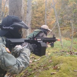 Hole in the Wall Paintball