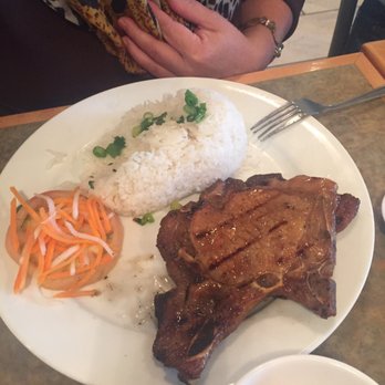 Pho Mi 289 - Grilled pork chop with white rice - Vietnamese Near Me - Mississauga, Ontario Pho Mi 289 - Grilled pork chop with white rice - Vietnamese Near Me - Mississauga, Ontario