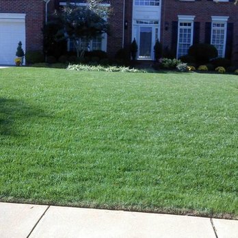 JF Landscaping Services - the front yard of a house - Landscaping Near Me JF Landscaping Services - the front yard of a house - Landscaping Near Me