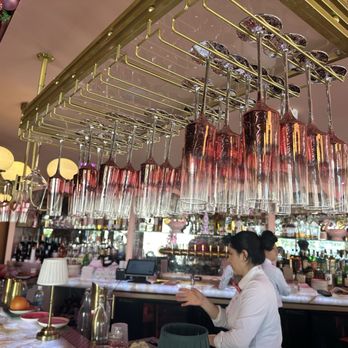 Nigel's Waterfront Restaurant - Bar - Bars Near Me - Long Beach, California