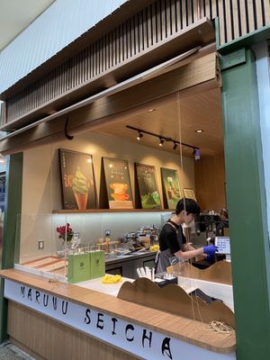 Maruwu Seicha - SF Japantown by null