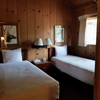Asilomar Conference Grounds - Forest Lodge - Hummingbird Suite #1211: back bedroom - Hotels Near Me - Pacific Grove, California Asilomar Conference Grounds - Forest Lodge - Hummingbird Suite #1211: back bedroom - Hotels Near Me - Pacific Grove, California