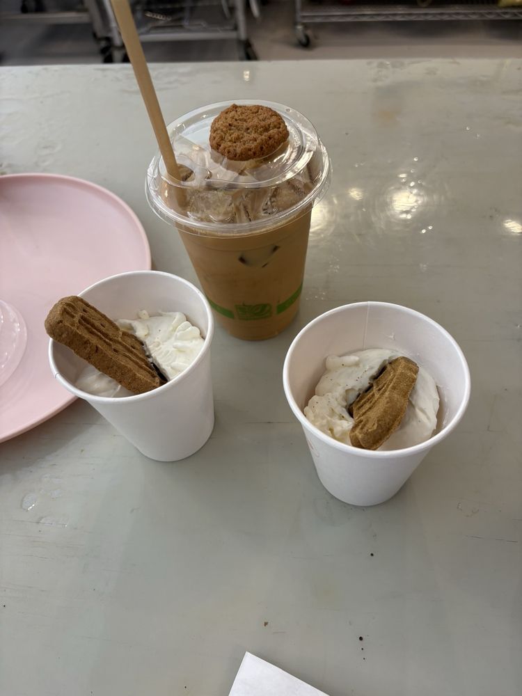 Social spots from Lady Blume Microbakery