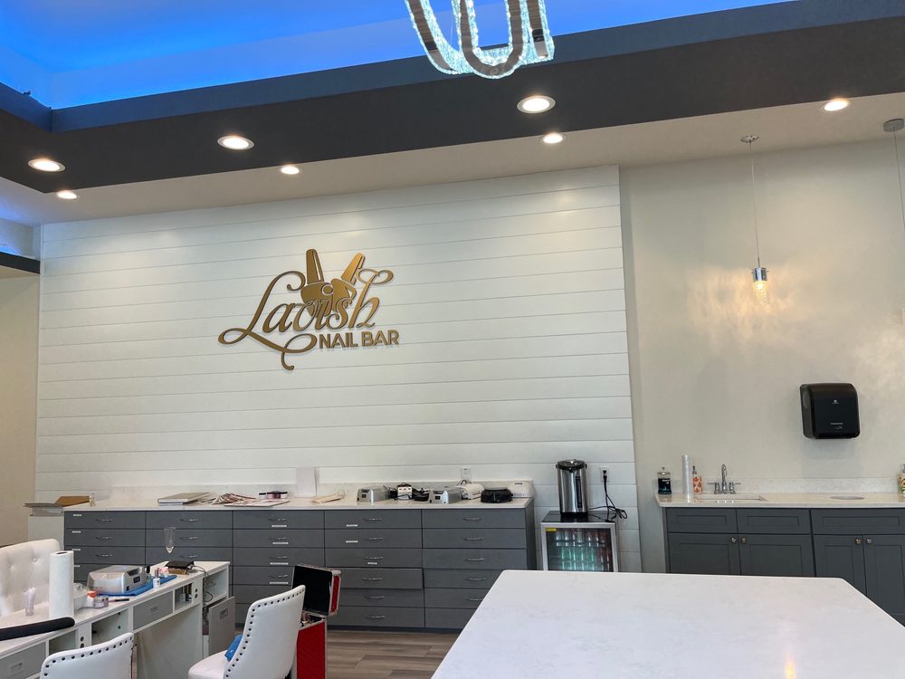 LAVISH NAIL BAR BUCKHEAD 1777 Peachtree St NE, Atlanta,