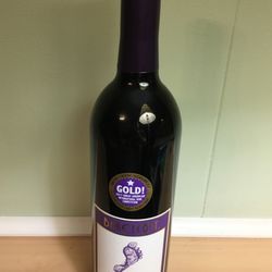 Barefoot Cellars - Bought this today, October 12, 2019, at a BC Liquor store.  Since when do they use a cork?!?!
