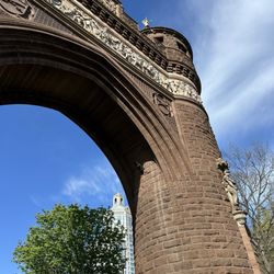 Soldiers and Sailors Memorial Arch