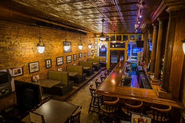 North Highland Pub by null