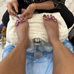 LC Nails - Pedicure