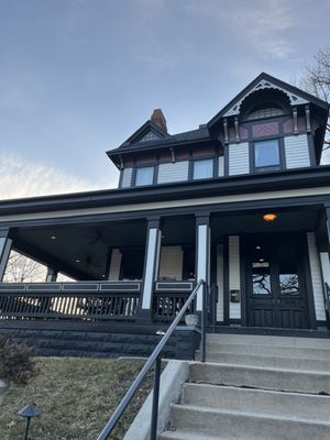 Photo of Aposto - Des Moines, IA, US. Restaurant exterior