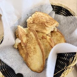 Don Carlin - Cuban bread