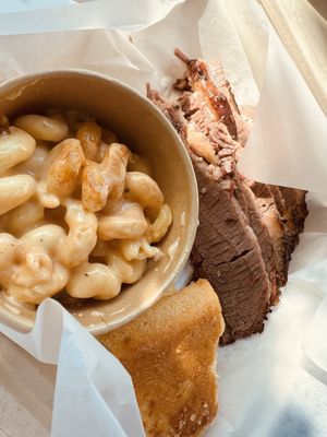 Red House BBQ by null