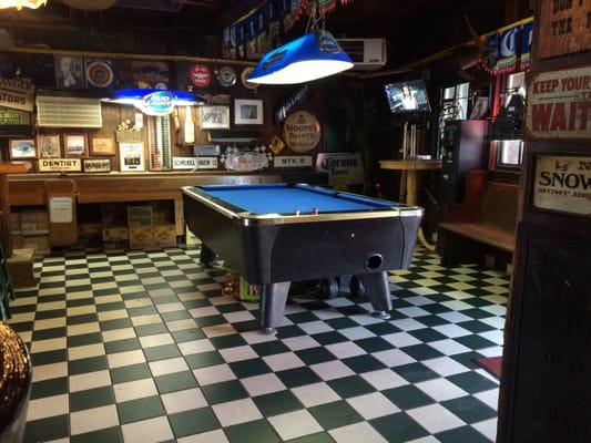 Duffy's Tavern by null