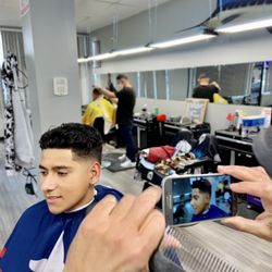 Trendsetters Barbershop - 20 dollar walk-ins