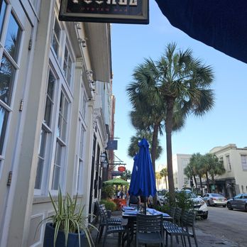 Pearlz - Seafood Near Me - Charleston, South Carolina Pearlz - Seafood Near Me - Charleston, South Carolina