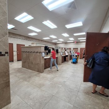 Buc-ee's - Gas Stations Near Me - Calhoun, Georgia