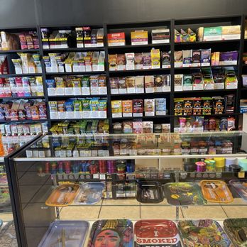 Wayno Smoke Shop - Tobacco Shops Near Me - Las Vegas, Nevada