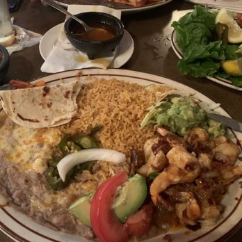 Avilas El Ranchito - Delicious shrimp dish with a flavorful salsa. Spicy and so good. The freshly made flour tortillas was the best I've ever had. - Mexican Near Me - Costa Mesa, California Avilas El Ranchito - Delicious shrimp dish with a flavorful salsa. Spicy and so good. The freshly made flour tortillas was the best I've ever had. - Mexican Near Me - Costa Mesa, California