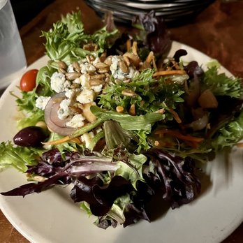 Girasole Restaurant - Salad - Italian Near Me - Pittsburgh, Pennsylvania