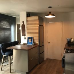 Studio Kitchen.