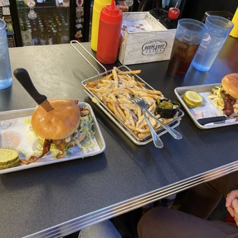 Boulevard Burger & Brew - Burgers Near Me - Richmond, Virginia Boulevard Burger & Brew - Burgers Near Me - Richmond, Virginia