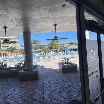 Silver Lake Resort - Pool - Hotels Near Me - Kissimmee, Florida Silver Lake Resort - Pool - Hotels Near Me - Kissimmee, Florida
